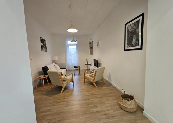 Maison A Centre Et 5 Min A Pied * Руайян